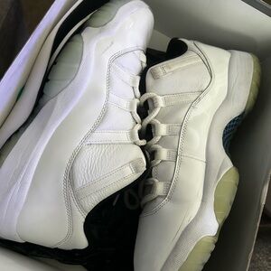 Jordan Air 11 Retro Low - White, Blue, Black